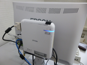 電源を入れると青色ランプ点灯